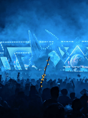 Stage lights at an EDM show